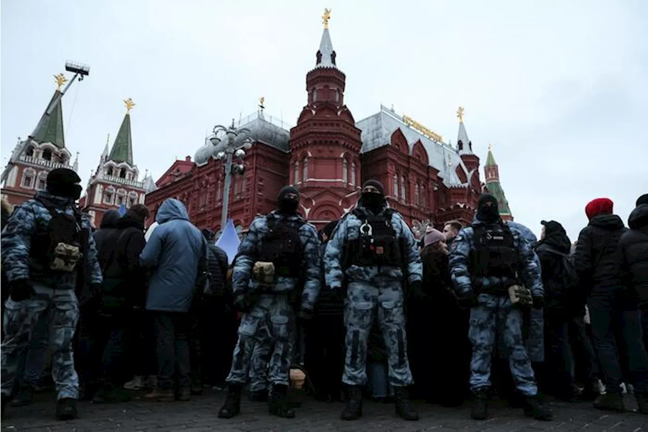 Russia, Putin festeggia la rielezione sulla Piazza Rossa. Usa e Europa: il voto è stato una farsa