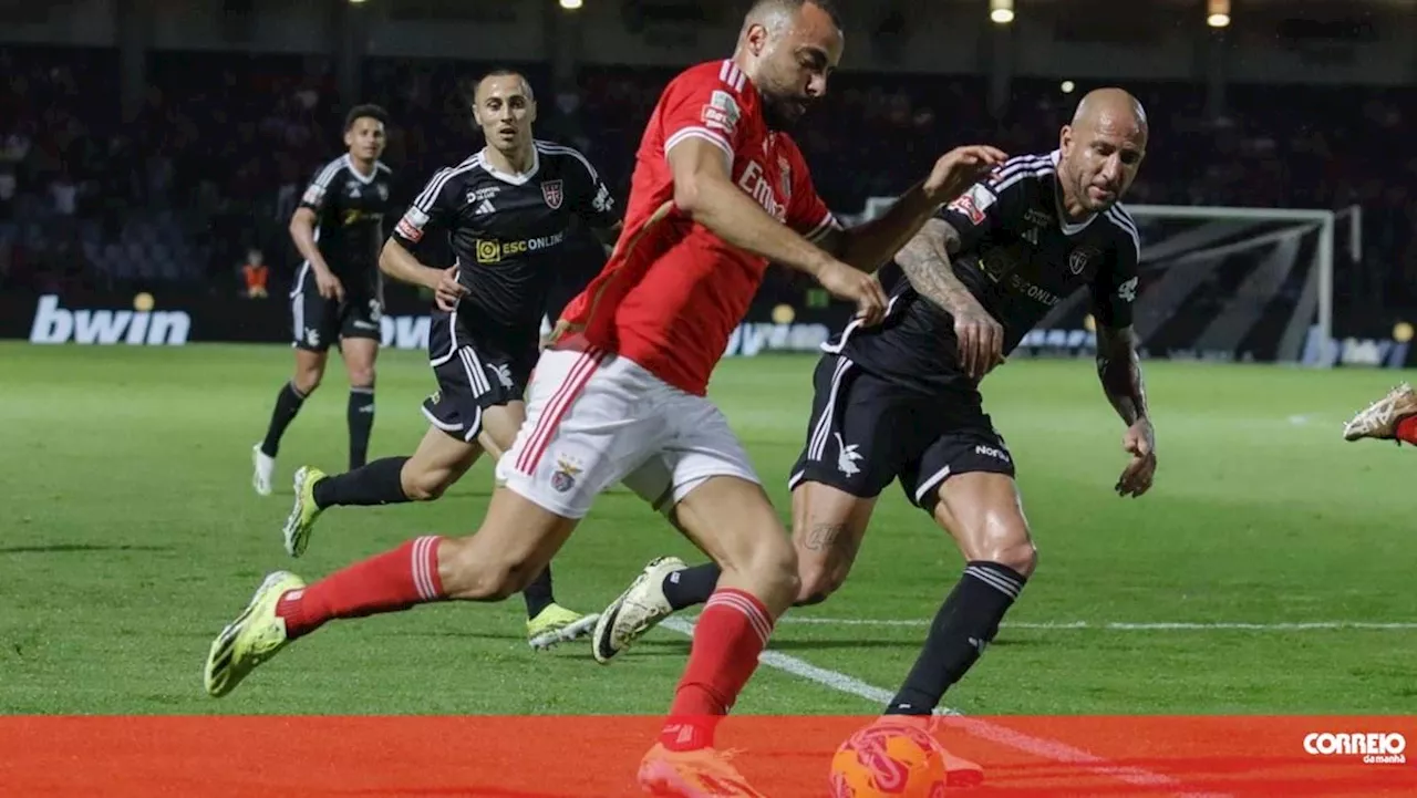 Arthur Cabral decisivo na luta do Benfica pelo título