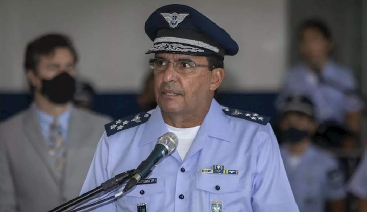 Ex-comandante da Aeronáutica e Ciro Nogueira batem-boca nas redes sociais | Blogs CNN