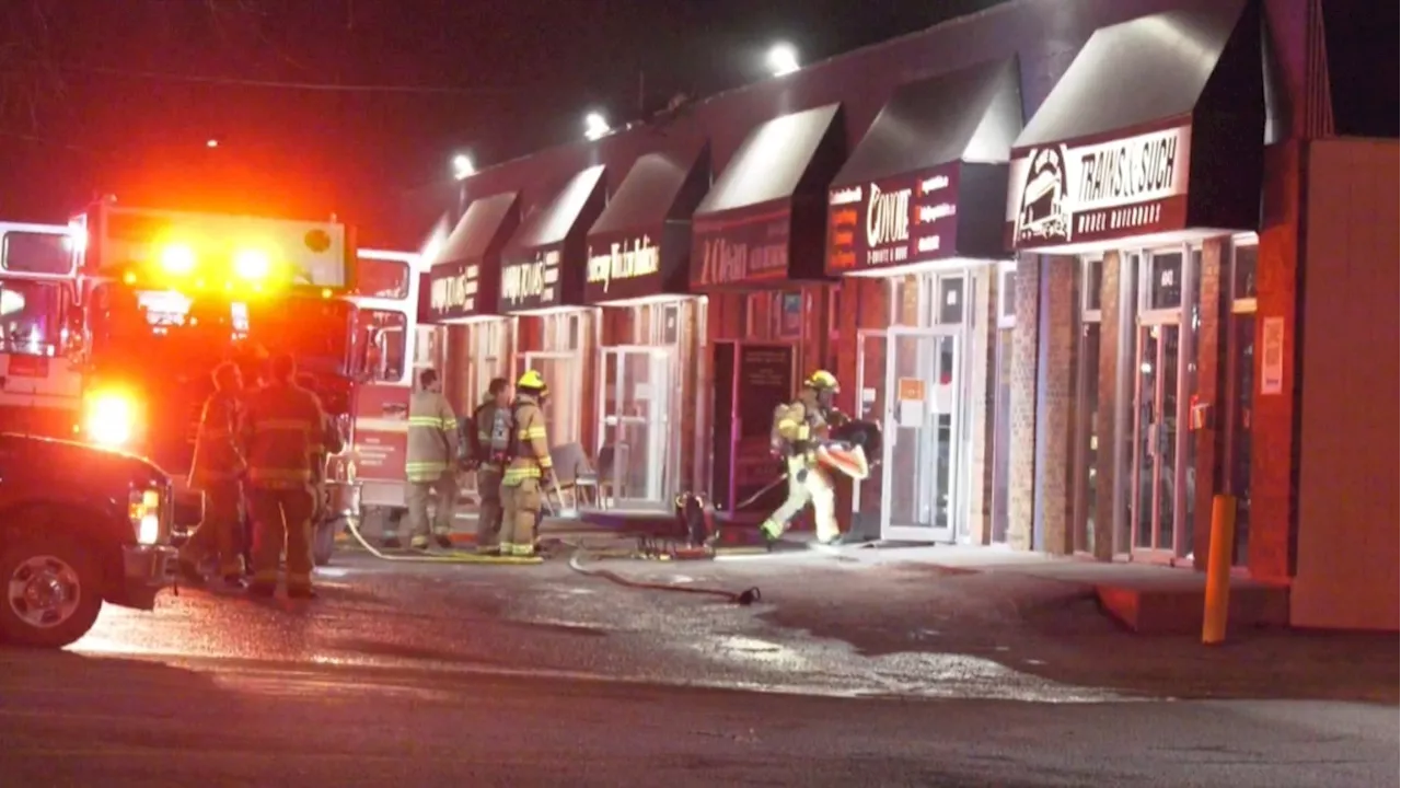 Calgary fire crews extinguish blaze inside southeast business