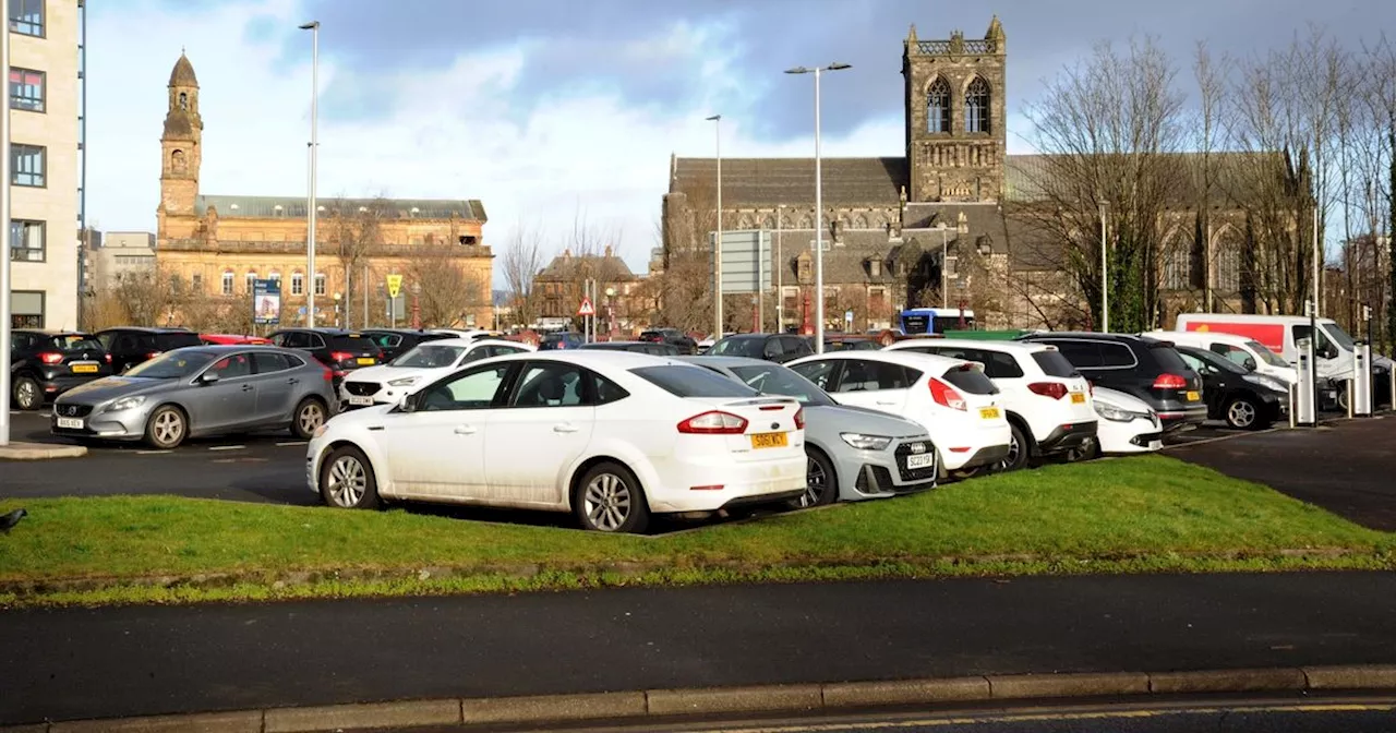 Paisley knifeman chased stranger who was out with wife and daughter along street