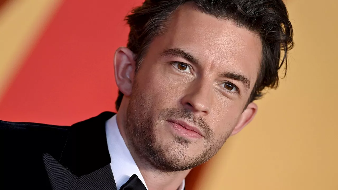 ‘Bridgerton’ Star Jonathan Bailey May Appear in ‘Hearstopper’ Season Three