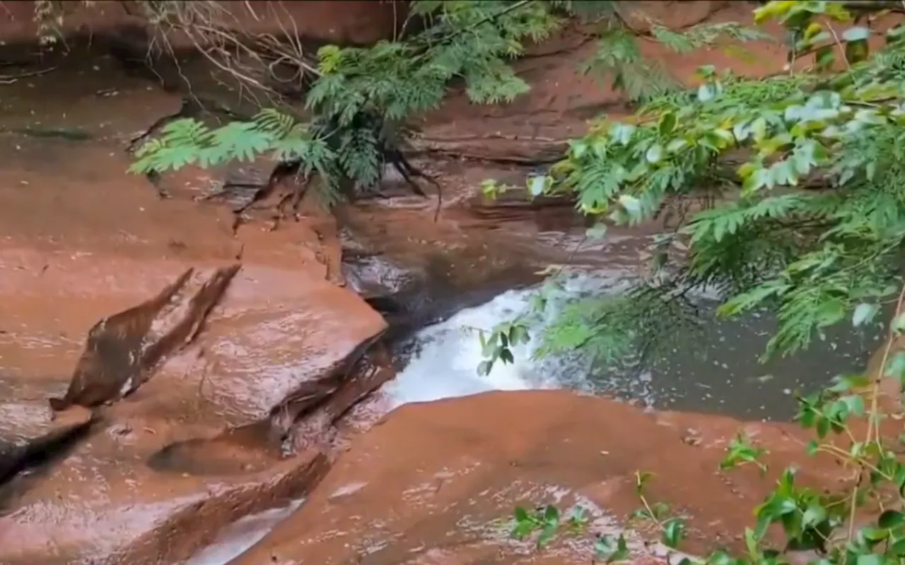 Três jovens morrem após cabeça d'água atingir cachoeira no Paraná