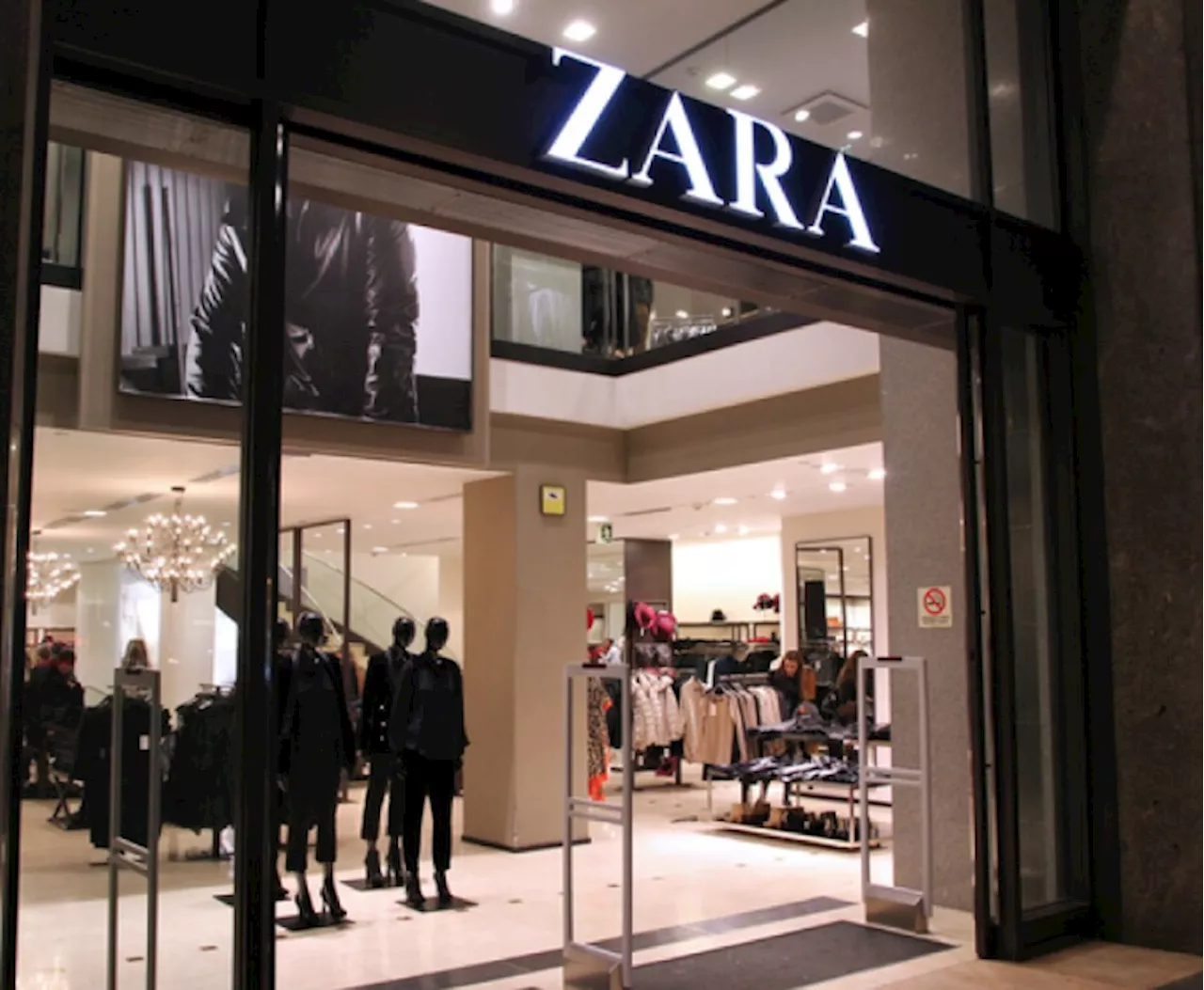 Consumidora narra terrible experiencia en el autocobro de Zara