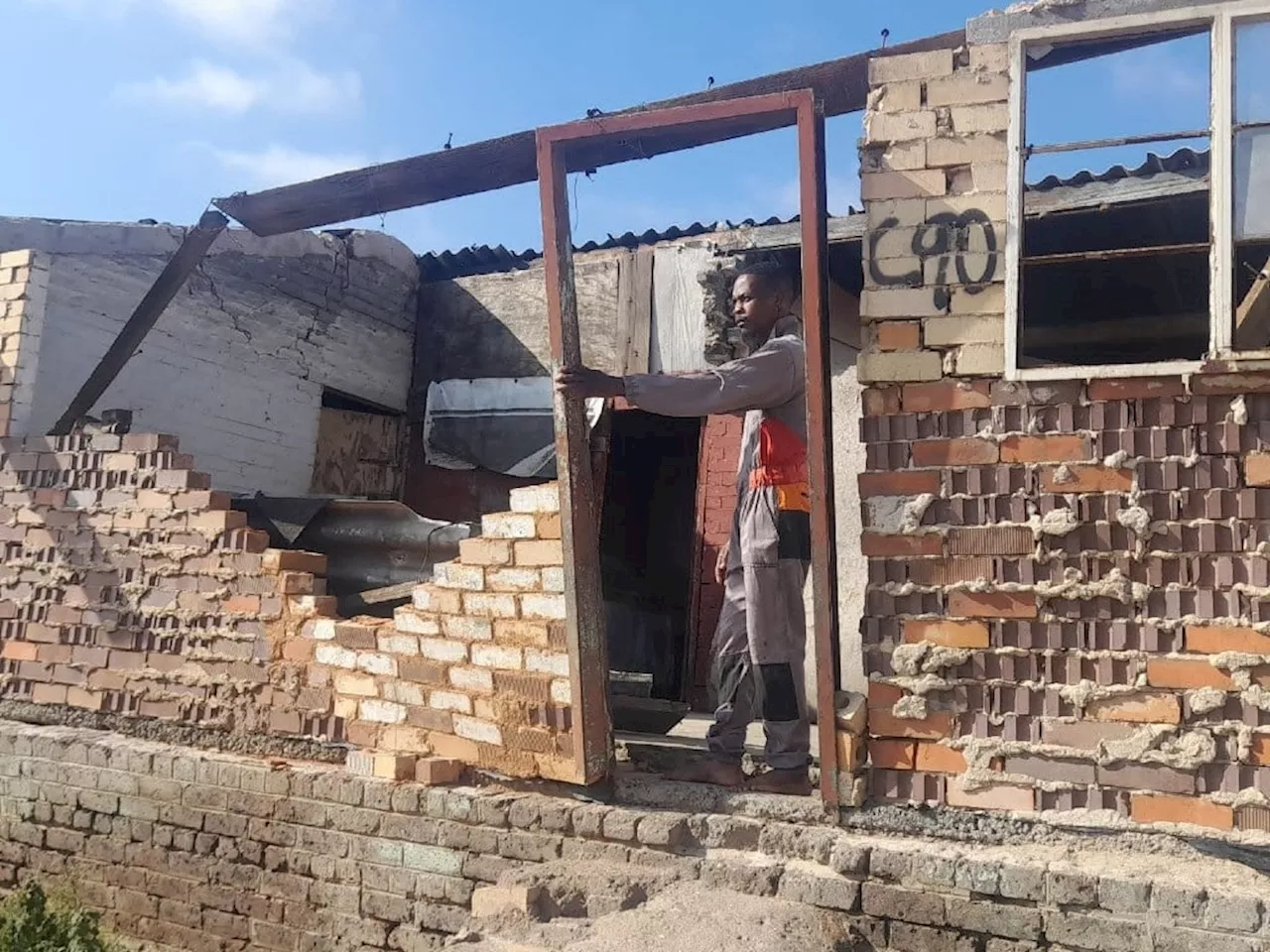 Diepkloof Hostel residents barricade roads demanding that Panyaza Lesufi their address housing needs