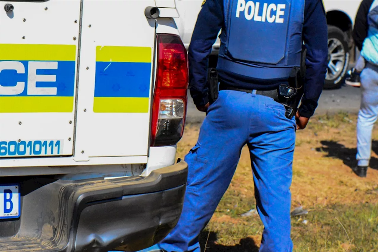 Two Western Cape police officers jailed for fraud, corruption after being caught in cigarette sting