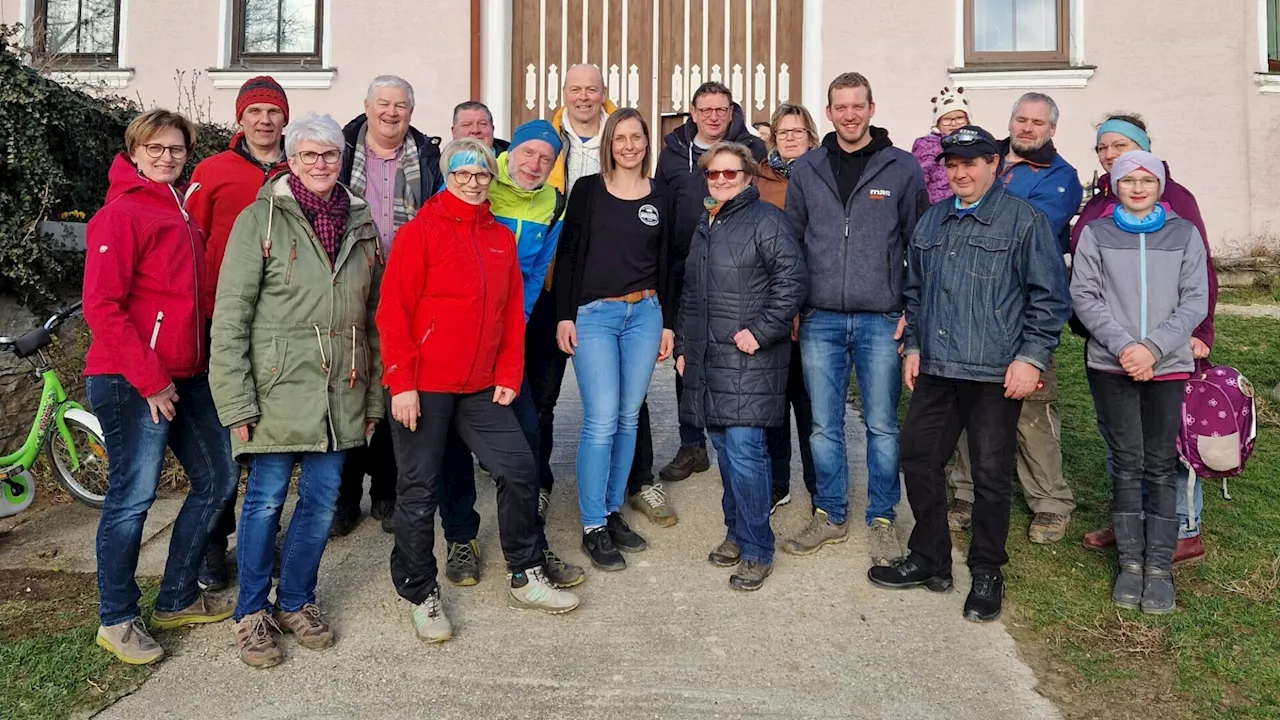 Durch den Erdstall mit Bezirkshauptfrau Manuela Herzog