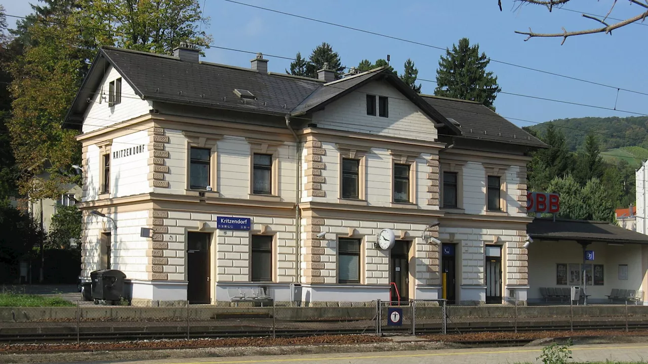 Post-Station beim Bahnhof Kritzendorf