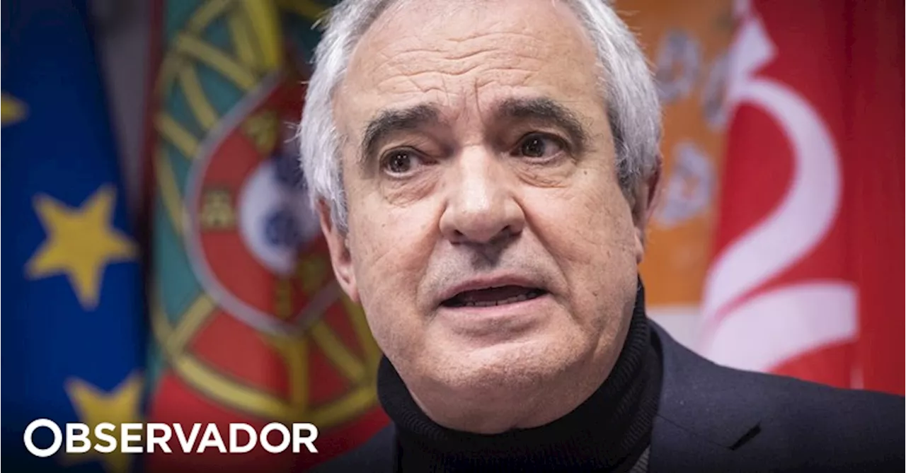 Federação sindical pede 'resposta célere' do novo governo aos problemas da Educação