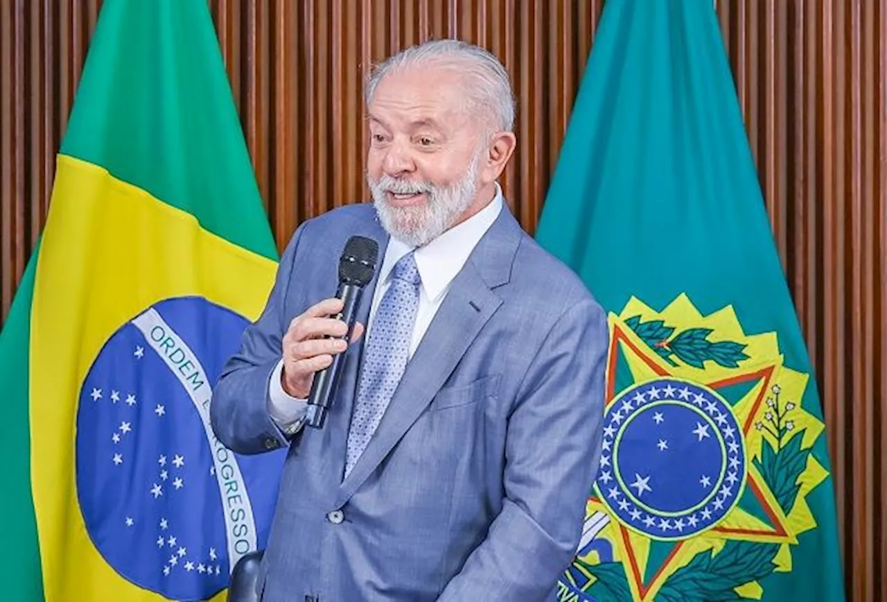 Lula chama Bolsonaro de 'covardão' e diz que Brasil correu 'sério risco' de golpe