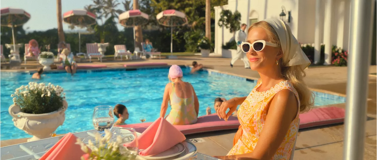 Kristen Wiig’s Palm Royale Is a Delightfully Deranged ’60s-Set Soap