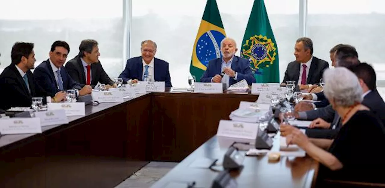 Reunião ministerial é sintoma de velhice precoce da gestão Lula 3