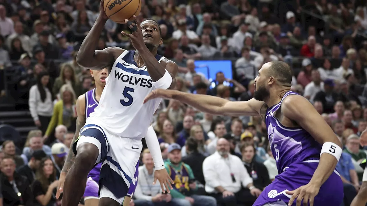 Anthony Edwards throws down huge dunk over John Collins in Timberwolves' win against Jazz