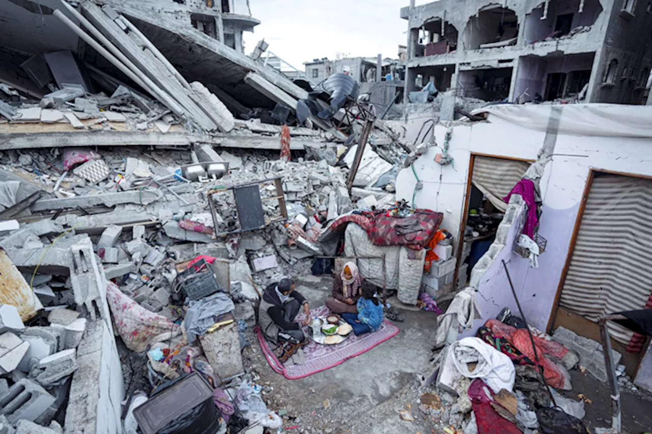 Famine is said to be imminent in northern Gaza as Israel raids the main hospital again | Wafaa Shurafa, Samy Magdy & Tia Goldenberg / The Associated Press