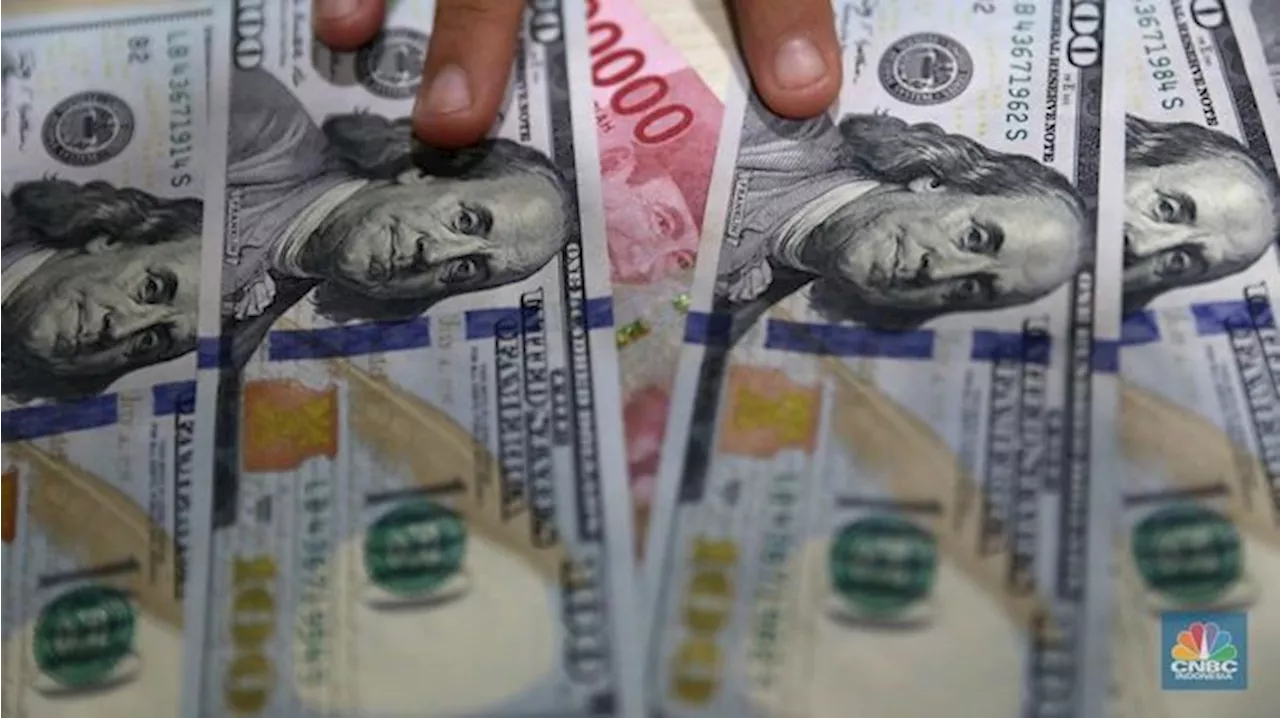 Pelaku Pasar Tunggu Keputusan BI, Rupiah Melemah ke Rp15.710/US$