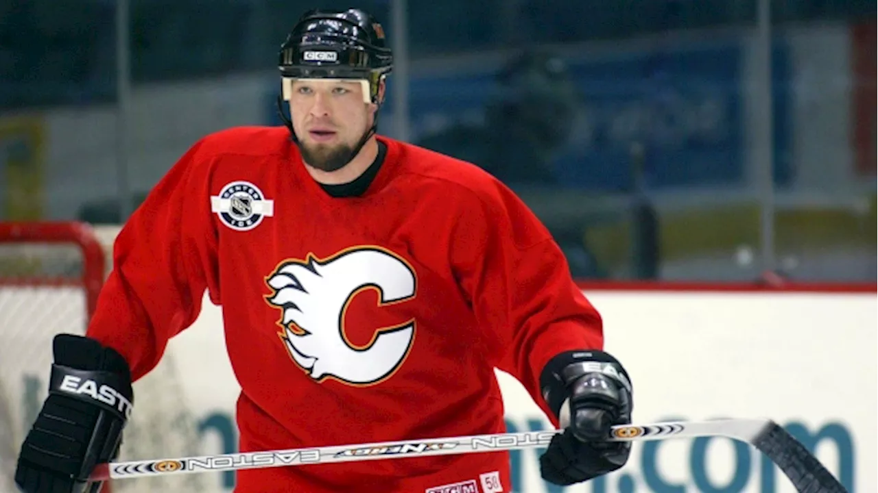Chris Simon, former NHL enforcer, dies