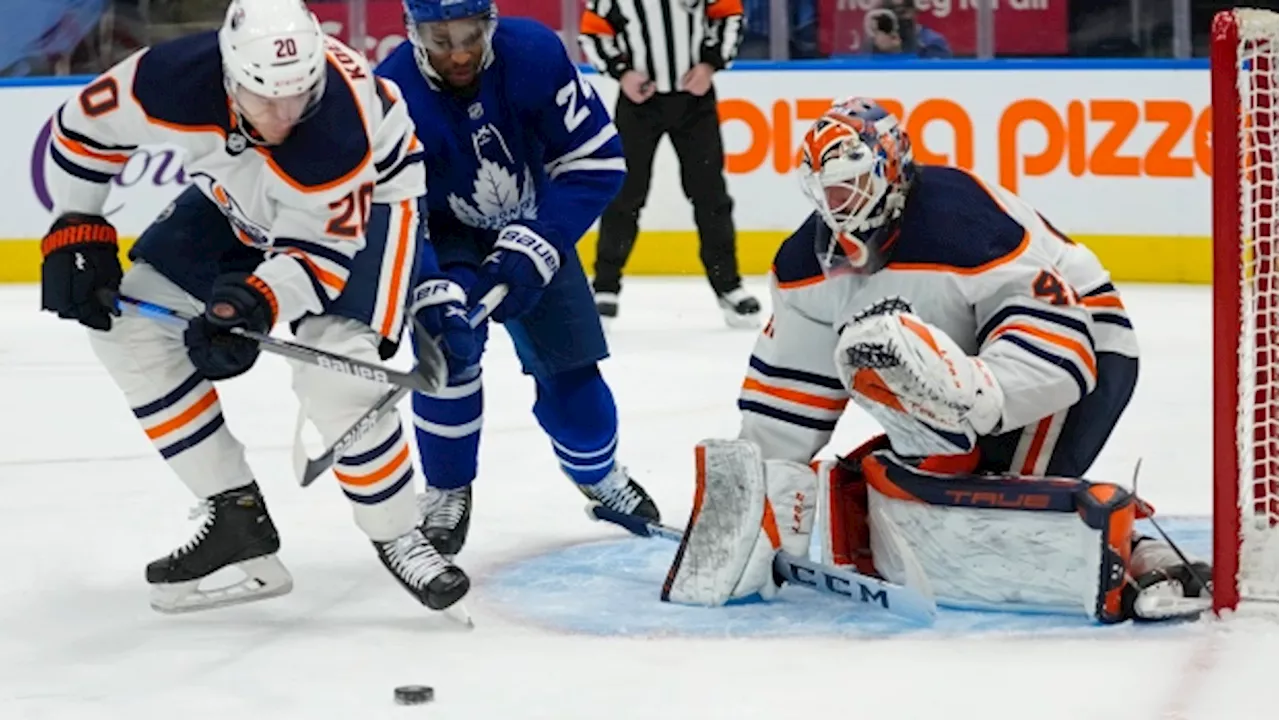 Wayne Simmonds, a former Flyers star and NHL All-Star Game MVP, retires