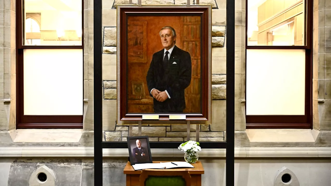 As former prime minister Mulroney lies in state, public tributes in Ottawa begin