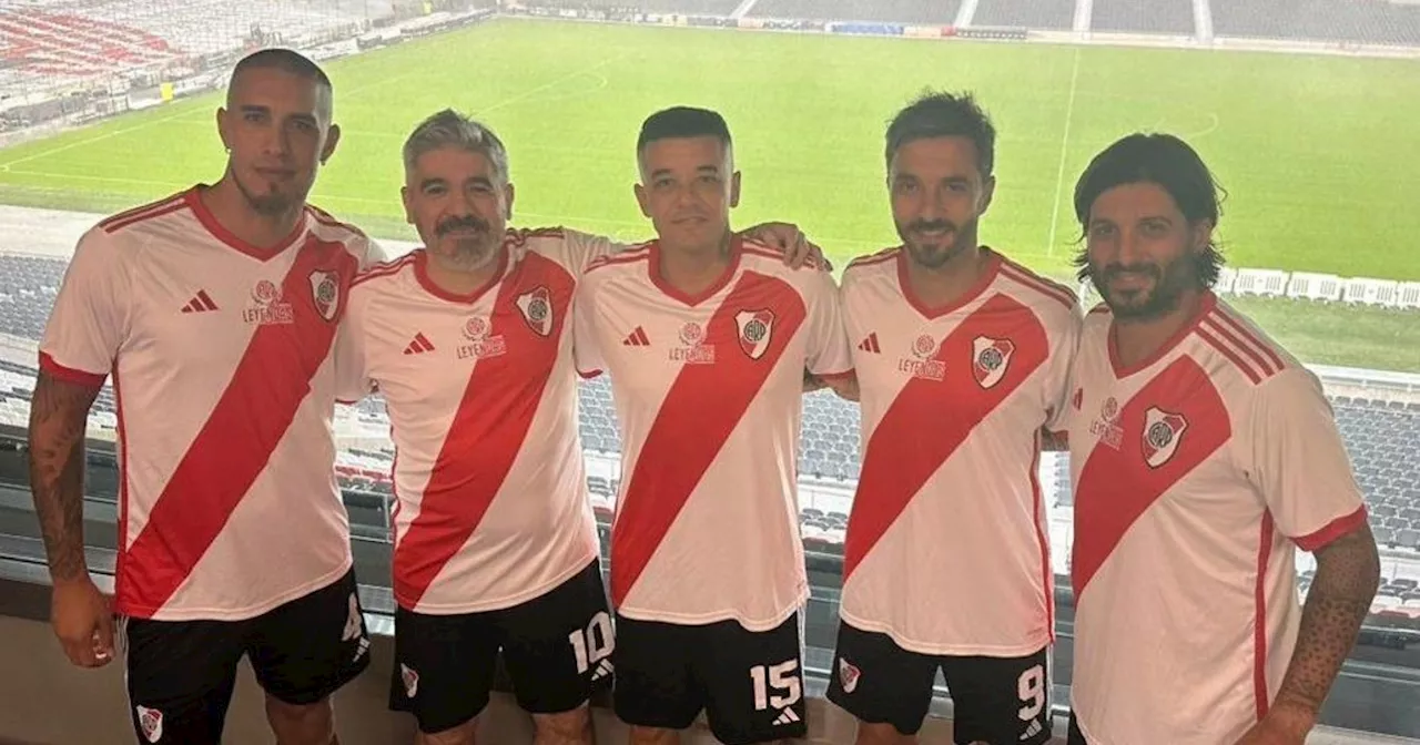 El Senior cinco estrellas de River, con un emblema del ciclo Gallardo