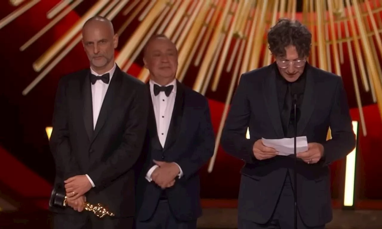 Jonathan Glazer’s Oscars acceptance speech denounced by over 500 Jewish showbiz professionals