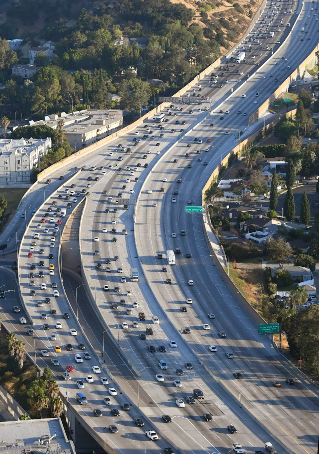 Metro responds to Sherman Oaks homeowner group’s criticism of Sepulveda Pass transit plan