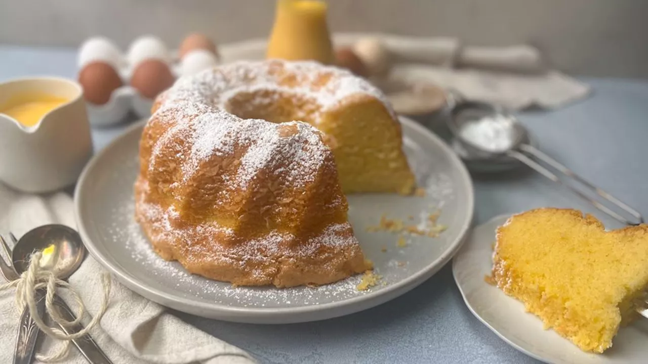 Einfaches Rezept für Omas saftigem Eierlikörkuchen