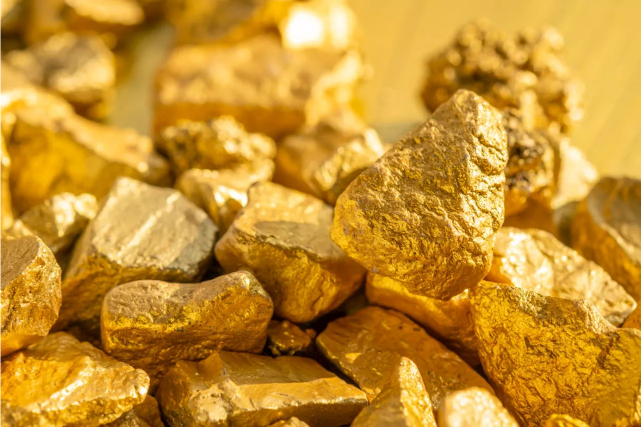 Dirty gold can still slip into London market, rights groups say