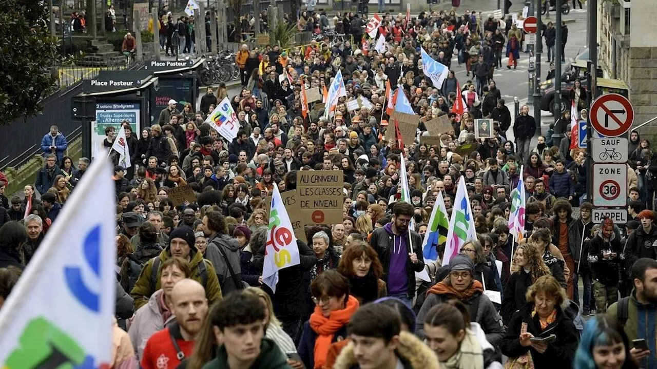 Grève dans la fonction publique : 8,8 % des enseignants mobilisés selon le ministère de l’Éducation