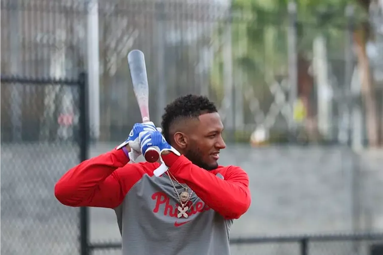 Johan Rojas is still not hitting much this spring. What are the Phillies’ options in center field?