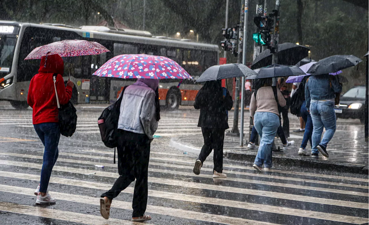 Inmet emite alerta de temporais para quase todos os Estados do País