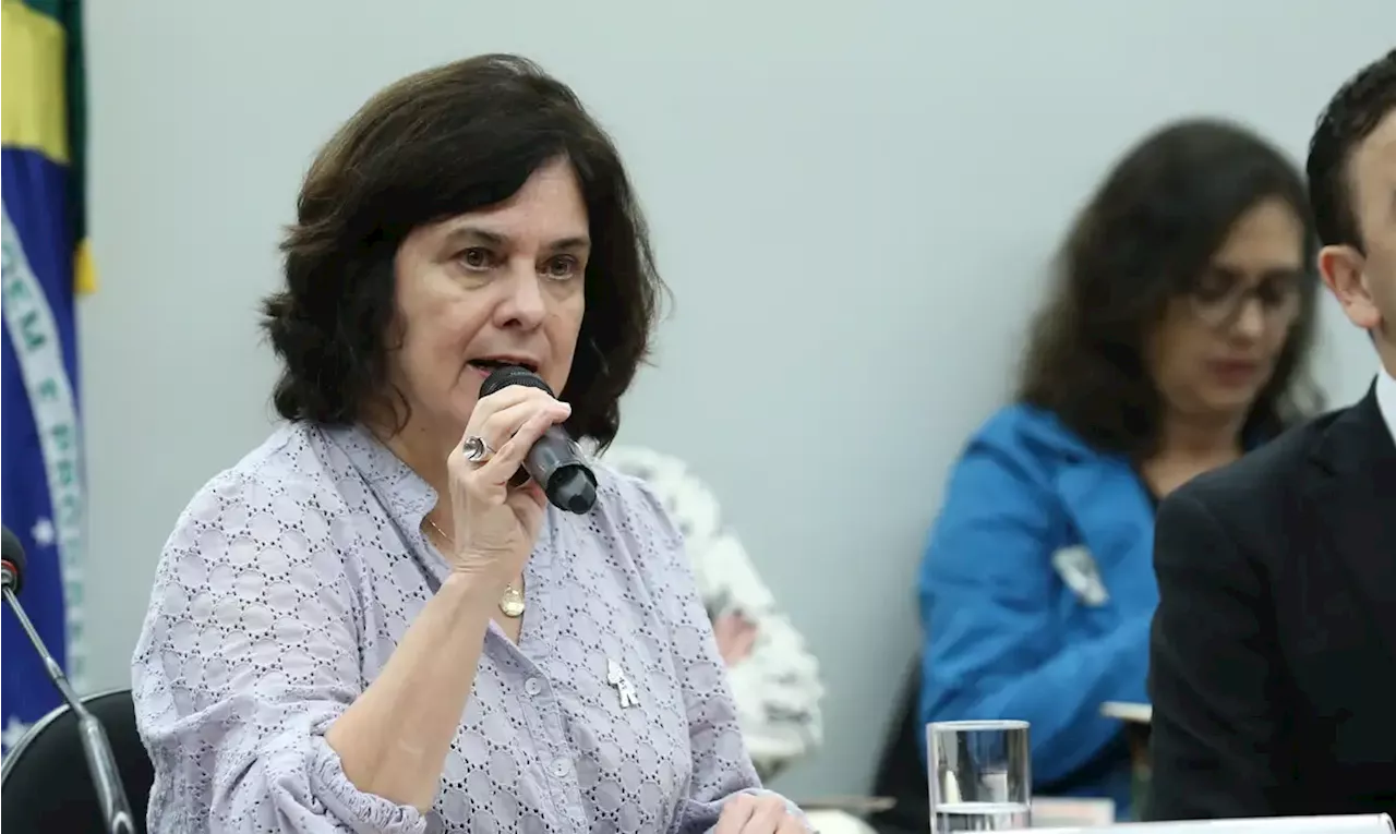 Ministra da Saúde demite diretor após denúncia de redes de hospitais federais no Rio de Janeiro