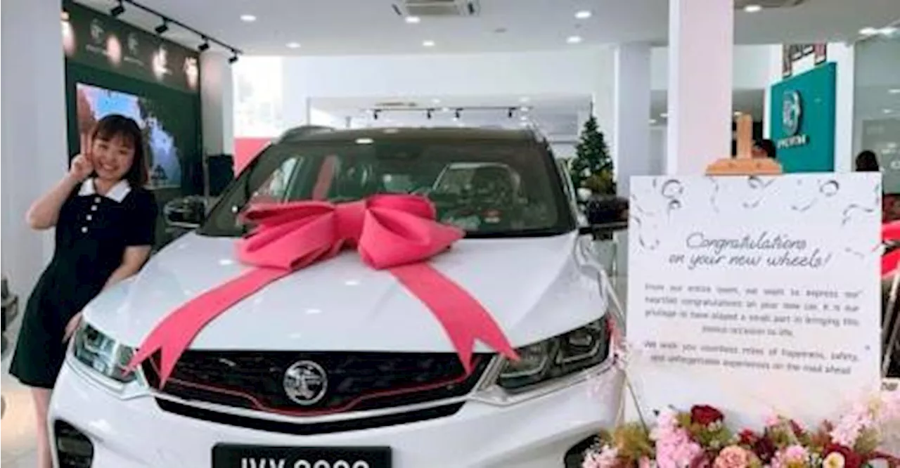 JB jeweller gifts staff Proton X50 for outstanding work