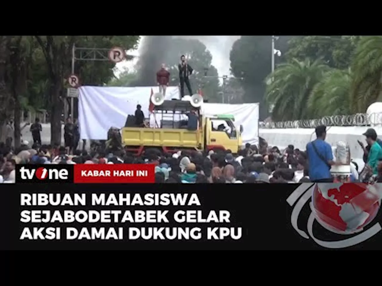 Ribuan Pelajar dan Mahasiswa Gelar Aksi Dukung KPU