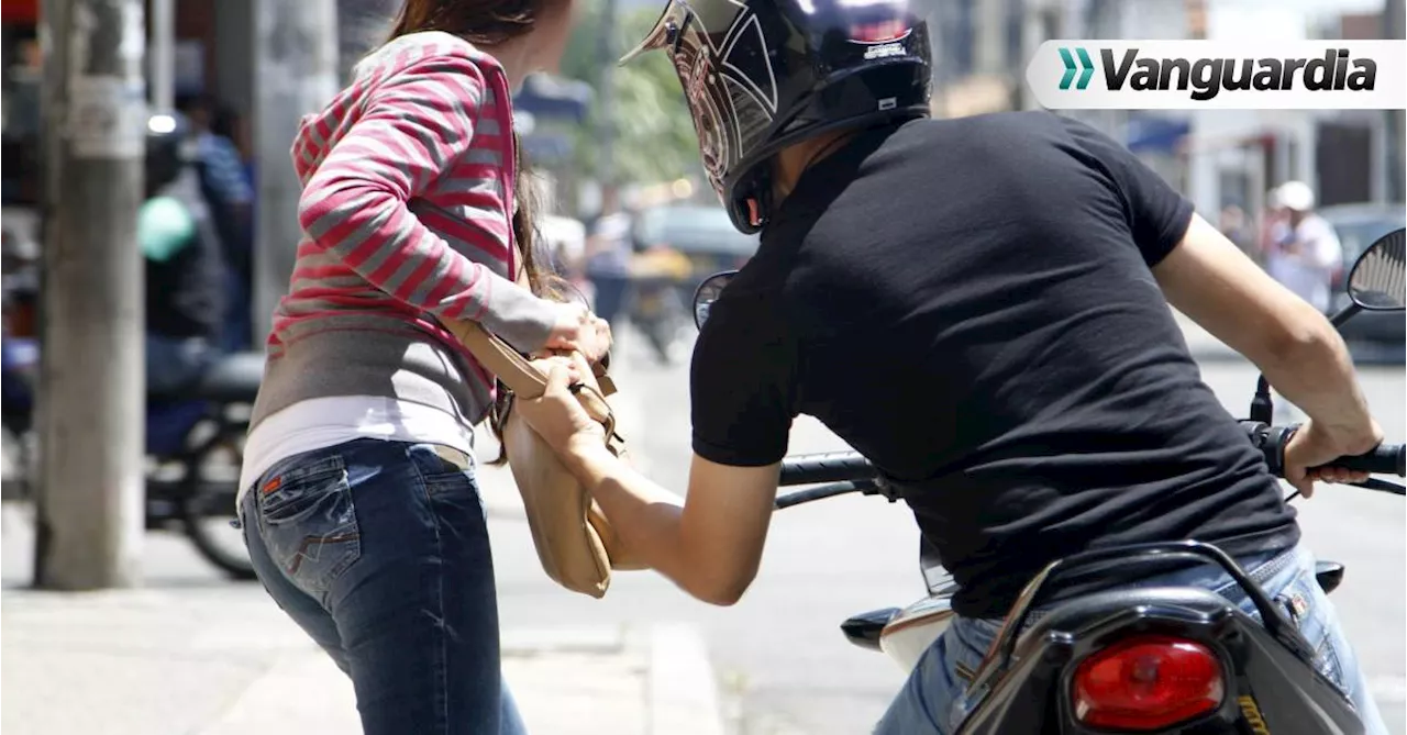 Así operan los 'motoladrones' que tienen azotadas a las mujeres en Bucaramanga