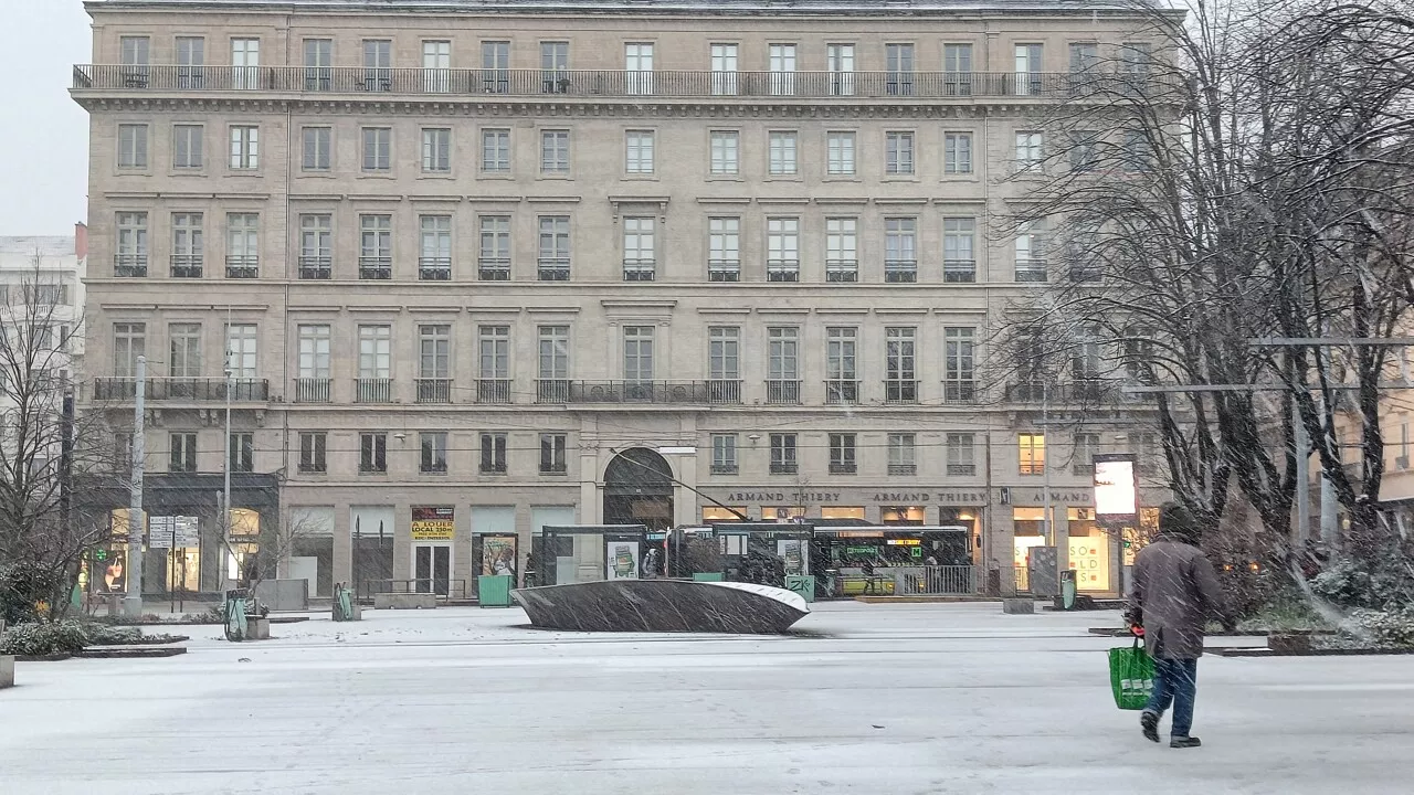 Retour de la neige en plaine ce week-end : où vont tomber les flocons ?