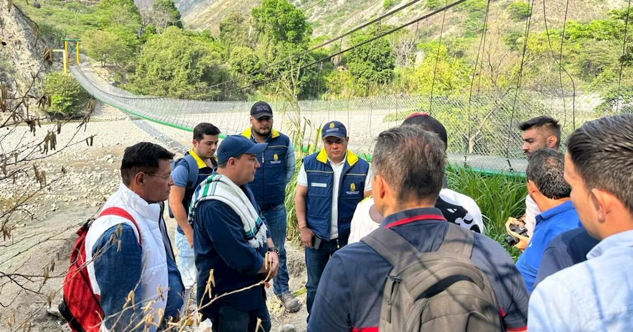 Procuraduría abrió indagación por un puente que solo funcionó un mes y medio en Santander