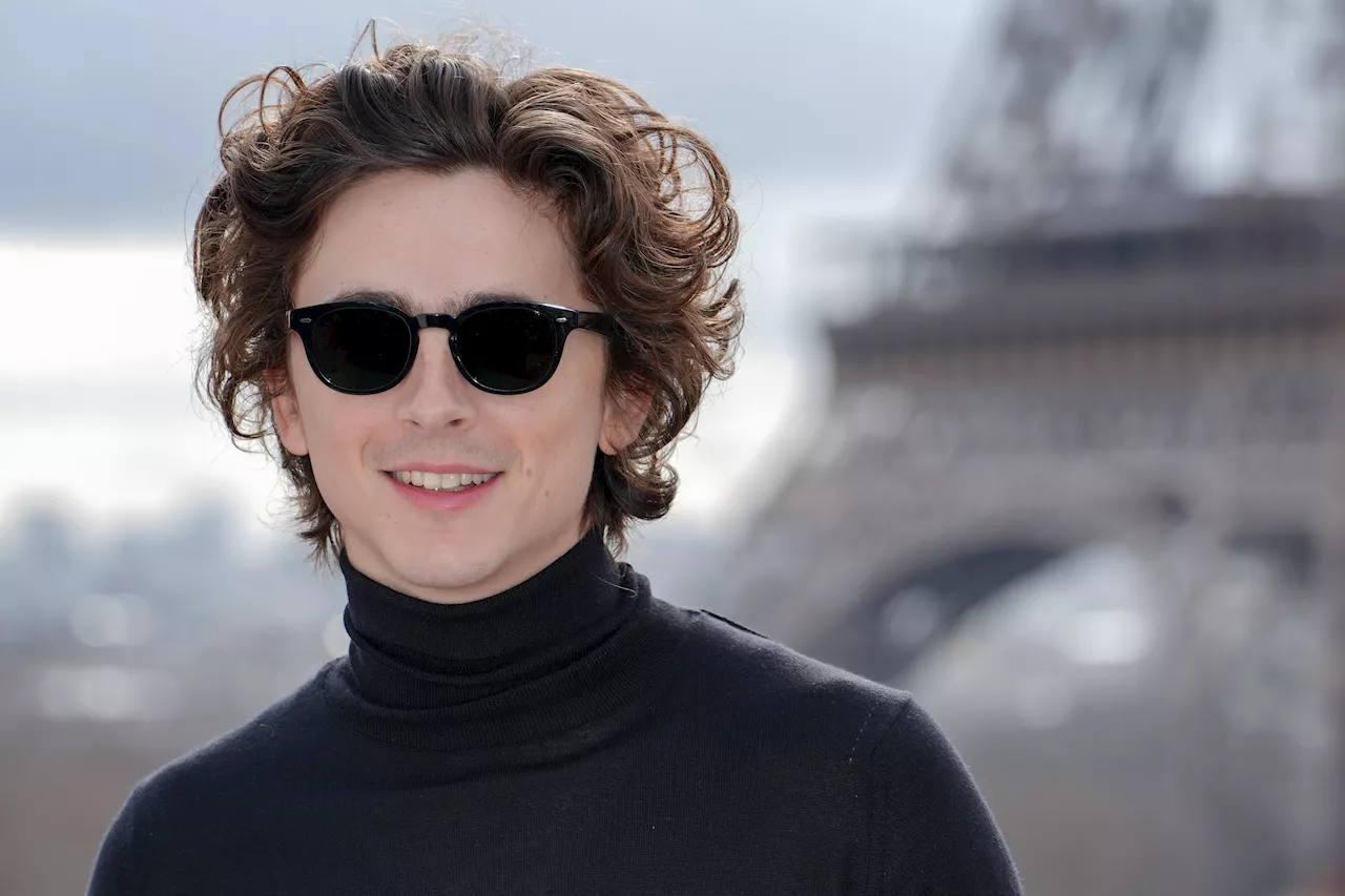 Chalamet nuovo re del box office, prima di lui solo John Travolta: i complimenti su Instagram