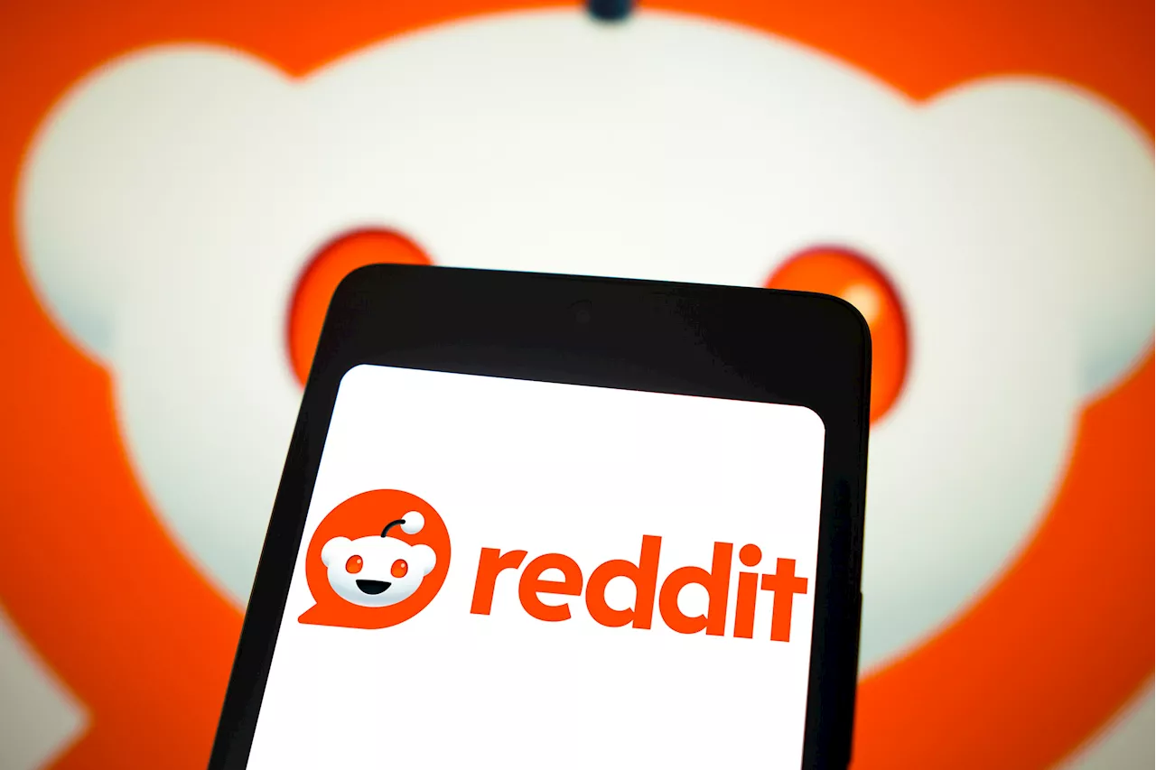 Google tries to improve search results with Reddit threads