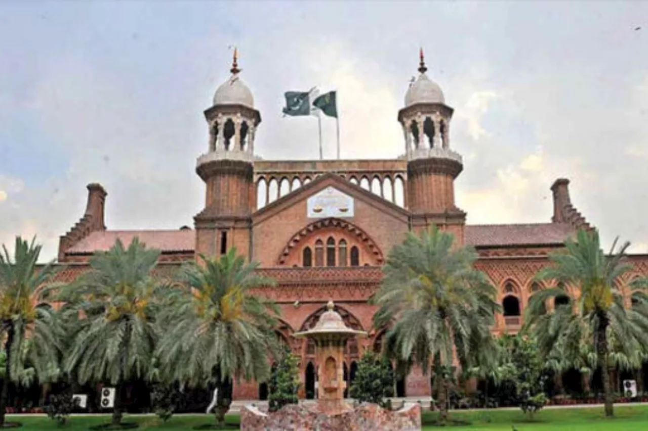 LHC rejects plea seeking removal of Nawaz Sharif’s photo from ration bag