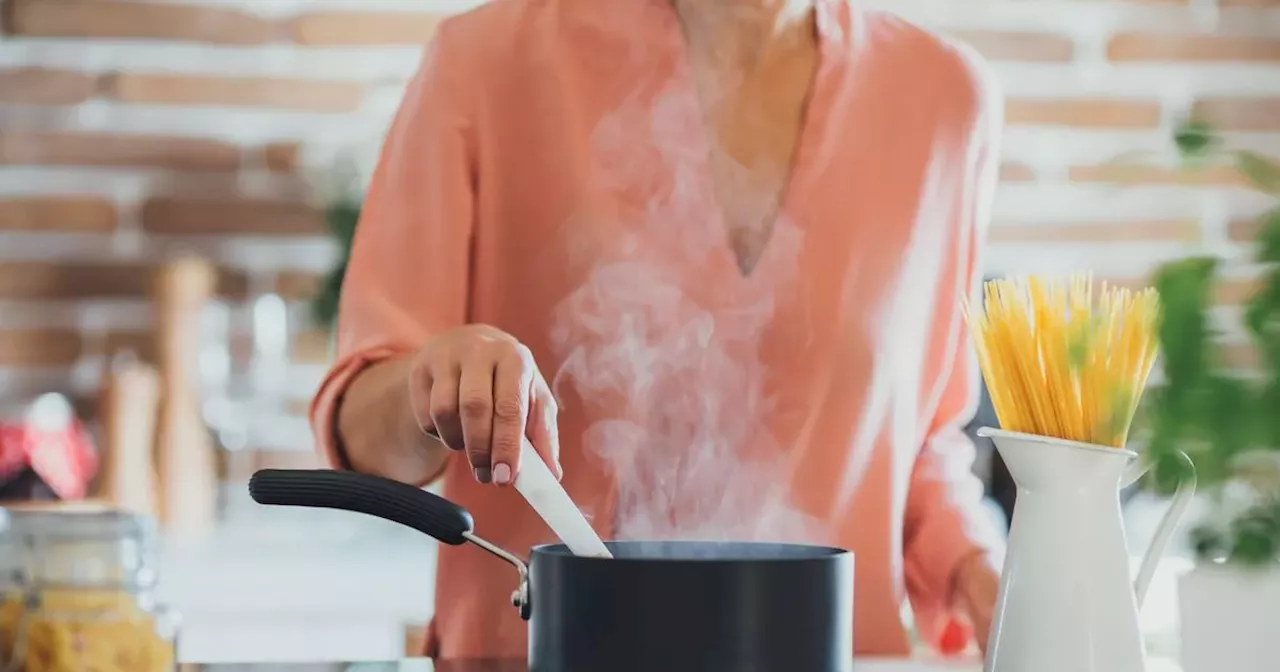 Kitchen hack to stop pot boiling over with one simple trick hailed as genius