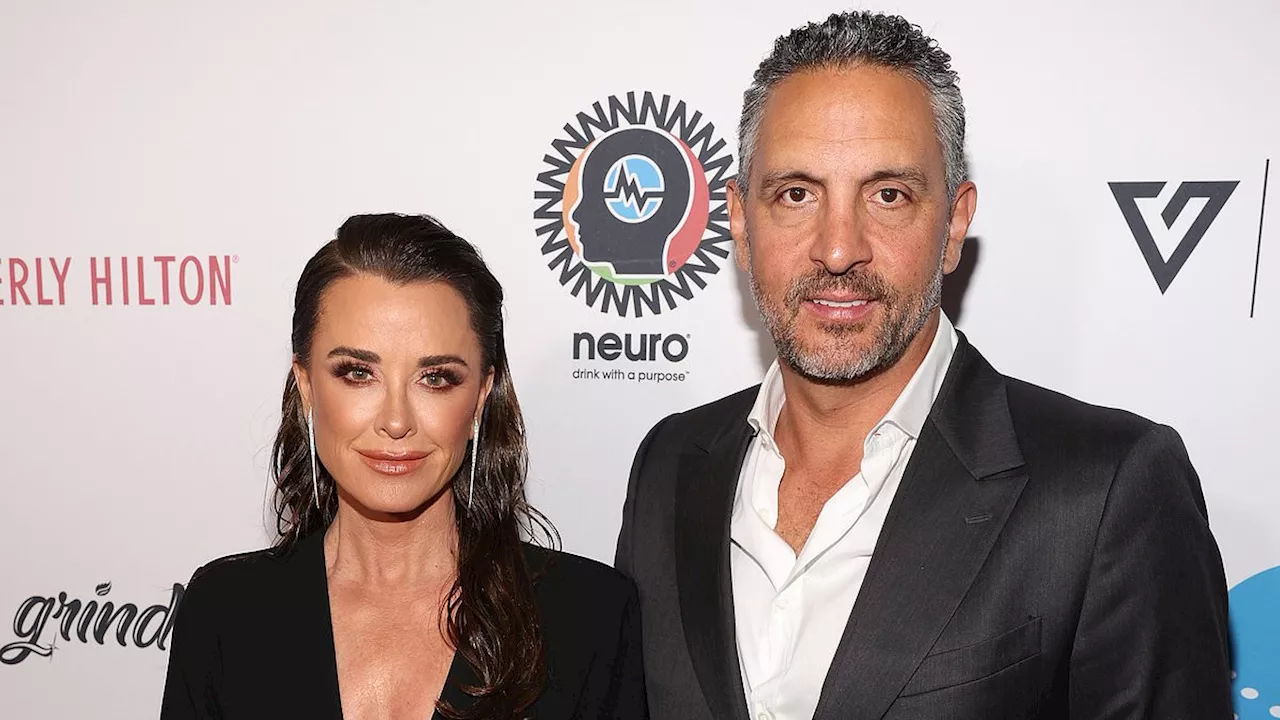 Kyle Richards and Mauricio Umansky's friends believe they have 'NO chance of reconciling' after...