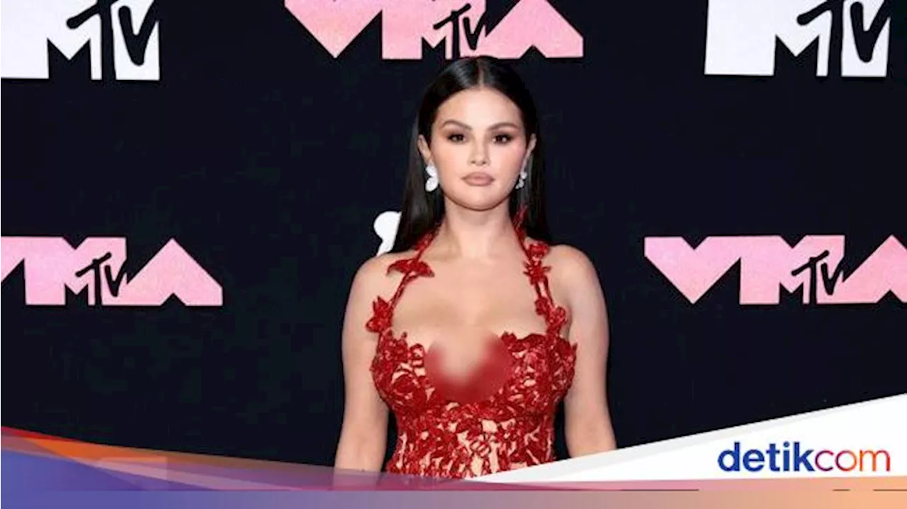 Selena Gomez Mau Jual Bisnis Kecantikannya Rp 31,4 T