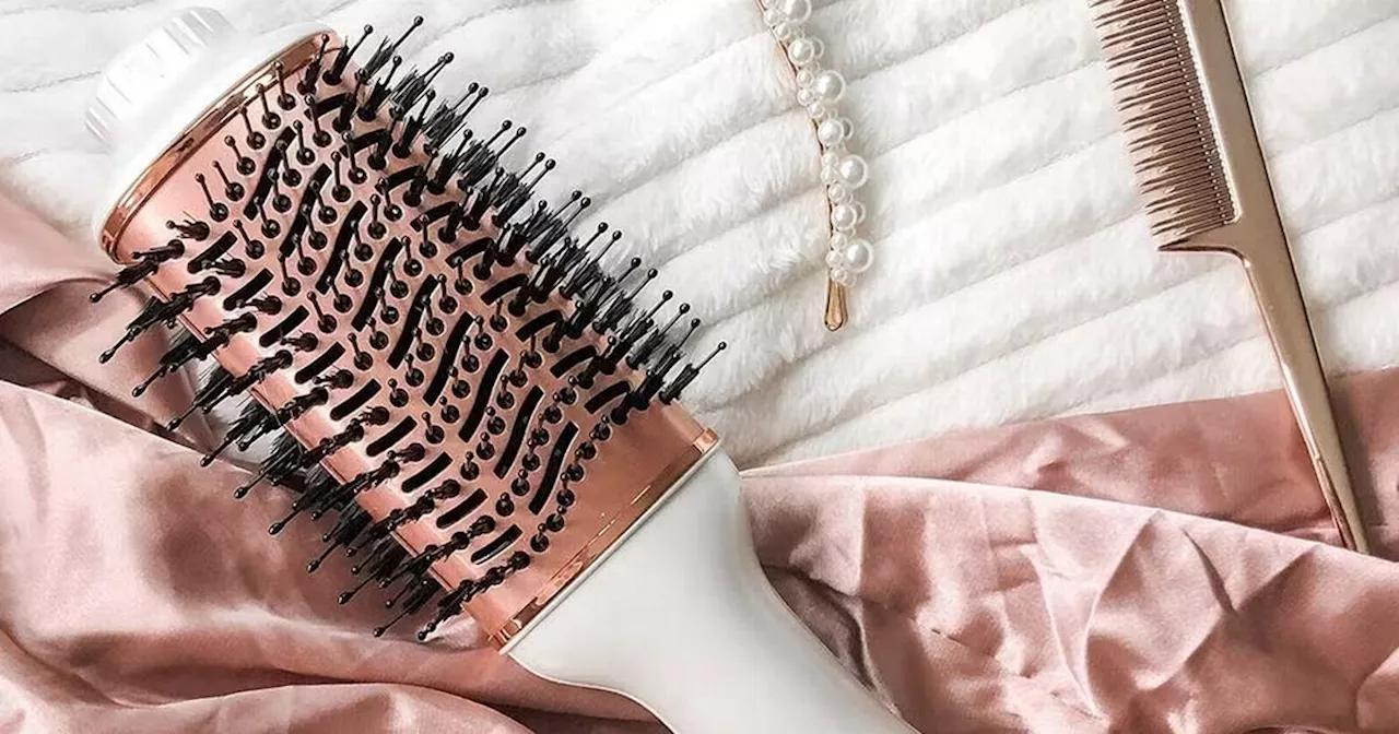 Hot brush styler that's 'better than Revlon' £33 in Amazon sale