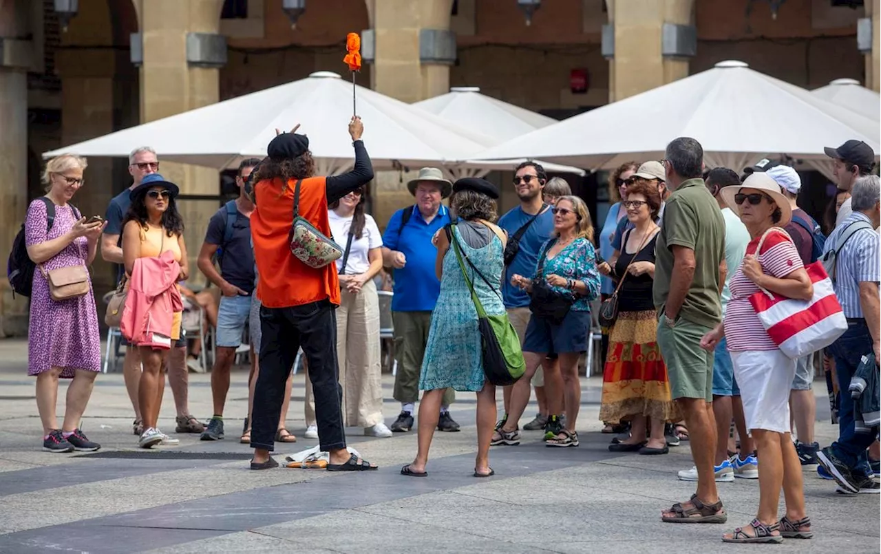 San Sebastián huye de la masificación turística: visitas guiadas con menos de 25 personas