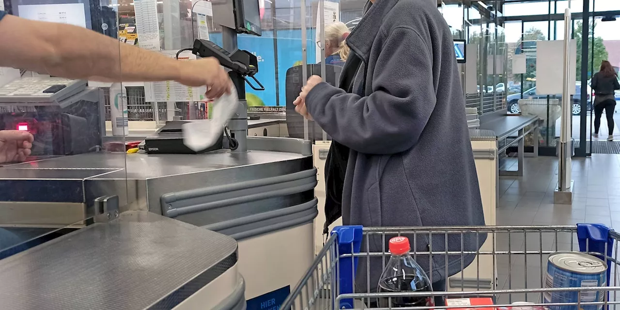 Trinkgeld für Kassierer: Diesen Satz können Sie sich an der Supermarktkasse sparen