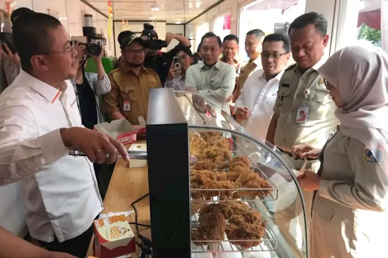 Perumda Dharma Jaya Akan Bangun 10 Gerai Djawara Fried Chicken di JakGrosir dan JakMart