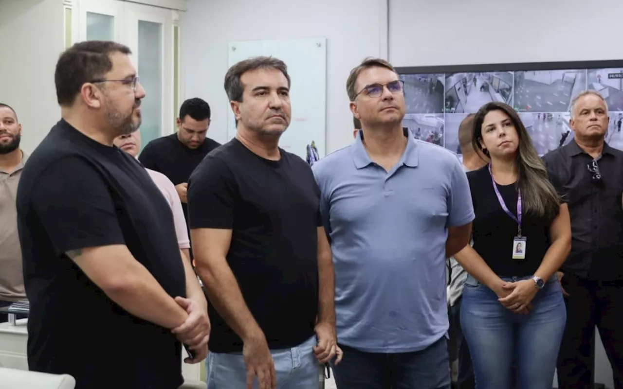 Prefeito Jorge Miranda recebe Flávio Bolsonaro e apresenta obras importantes da Saúde e da Segurança