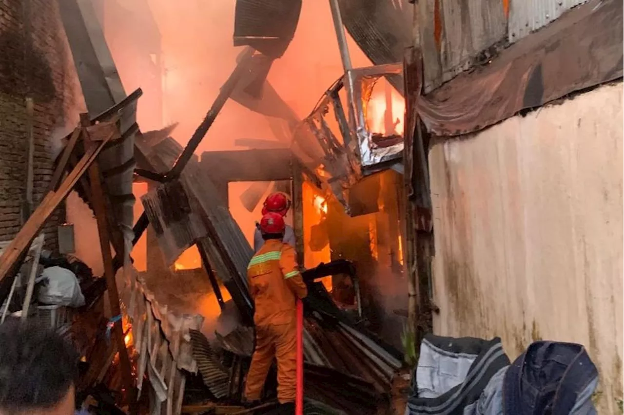 Sepekan Ramadan, 12 Unit Rumah di Makassar Hangus Terbakar, Satu Orang Tewas