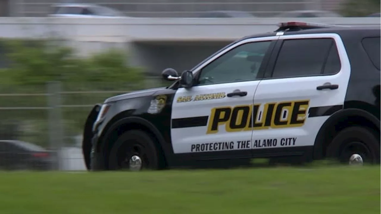 Man killed when golf cart rolls backward, flips at Stone Oak golf course