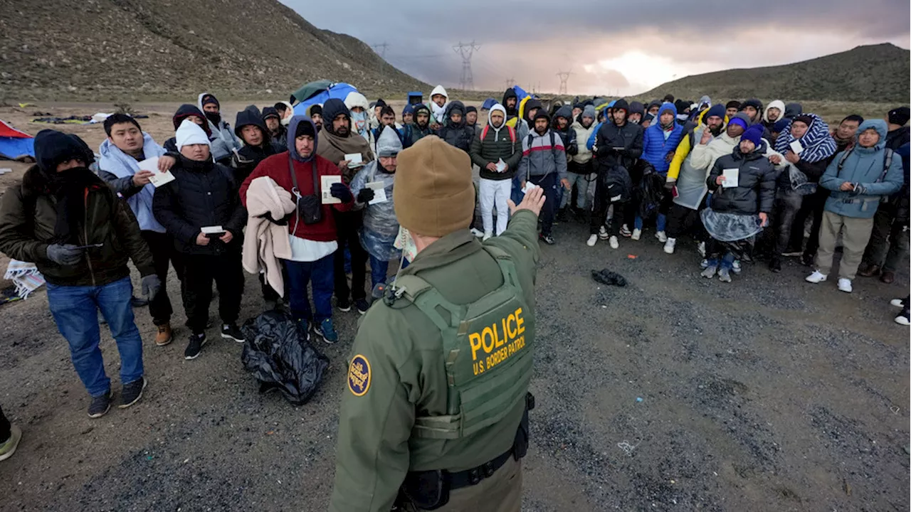 What to know about the situation at the border as Texas bill hangs in legal limbo